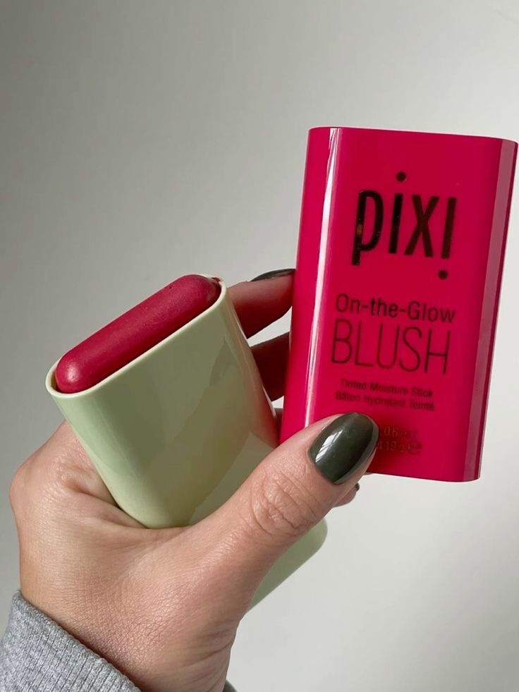 Pixi On-the-Glow Blush – Fleur Shade | Radiant, Long-Lasting Glow