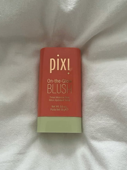 Pixi On-the-Glow Blush – Juicy | Smooth, Radiant Finish for All Skin Tones